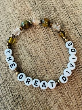 Noah Kahan Bracelet